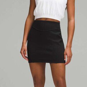 Sz M Lululemon Scuba High-Rise Mini Skirt